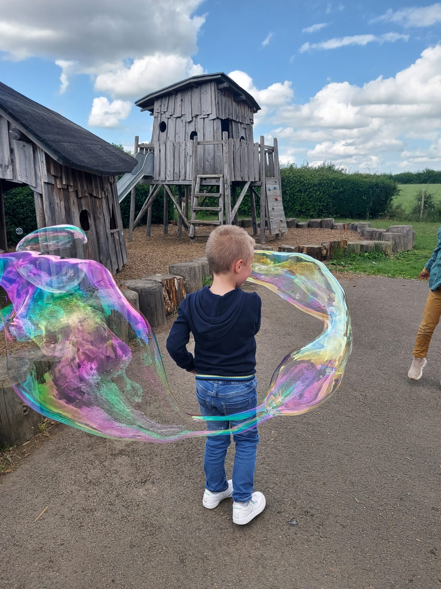 Lire la suite à propos de l’article Des bulles à la garderie avec Madame Laetitia